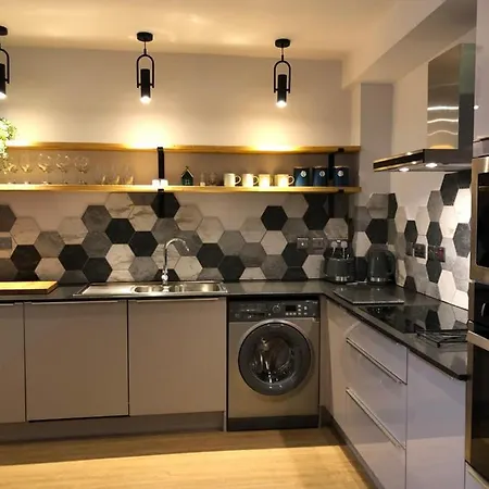Chapel Penthouse Apartmán *